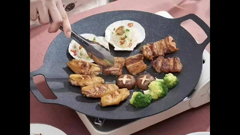 1pc, Korean Style BBQ Grill Pan For Stove Top, Camping Stove And IH Stove, Round Griddle Tableware, Non-stick Coating Frying Pan, Kitchen Utensils, Kitchen Accessories, Multiple Sizes Available (Can't Use Induction Cooker)